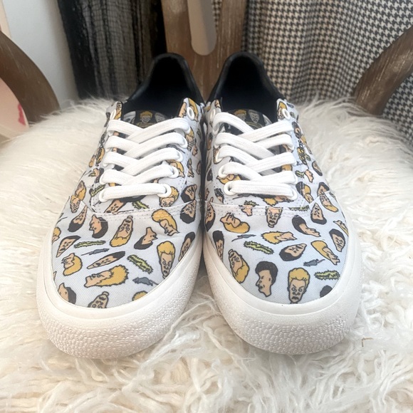 LIKE NEW LIMITED EDITION BEAVIS AND BUTT-HEAD ADIDAS 3MC - Picture 2 of 3